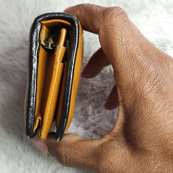 **Authentic**Gucci GG Marmont Brown and Black Leather Card Case Wallet - Picture 6 of 14